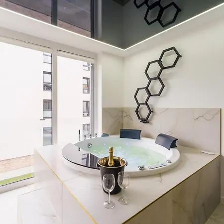 Apartment Apartament Z Prywatna Sauna I Jacuzzi By Perlowa Przystan Rent